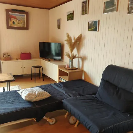 L'han-chantement - 2 A 4 Pers - Piscine Et Parking Apartment Rochefort